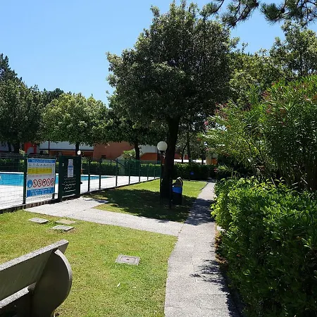 Adriella Apartments Bibione Exterior photo