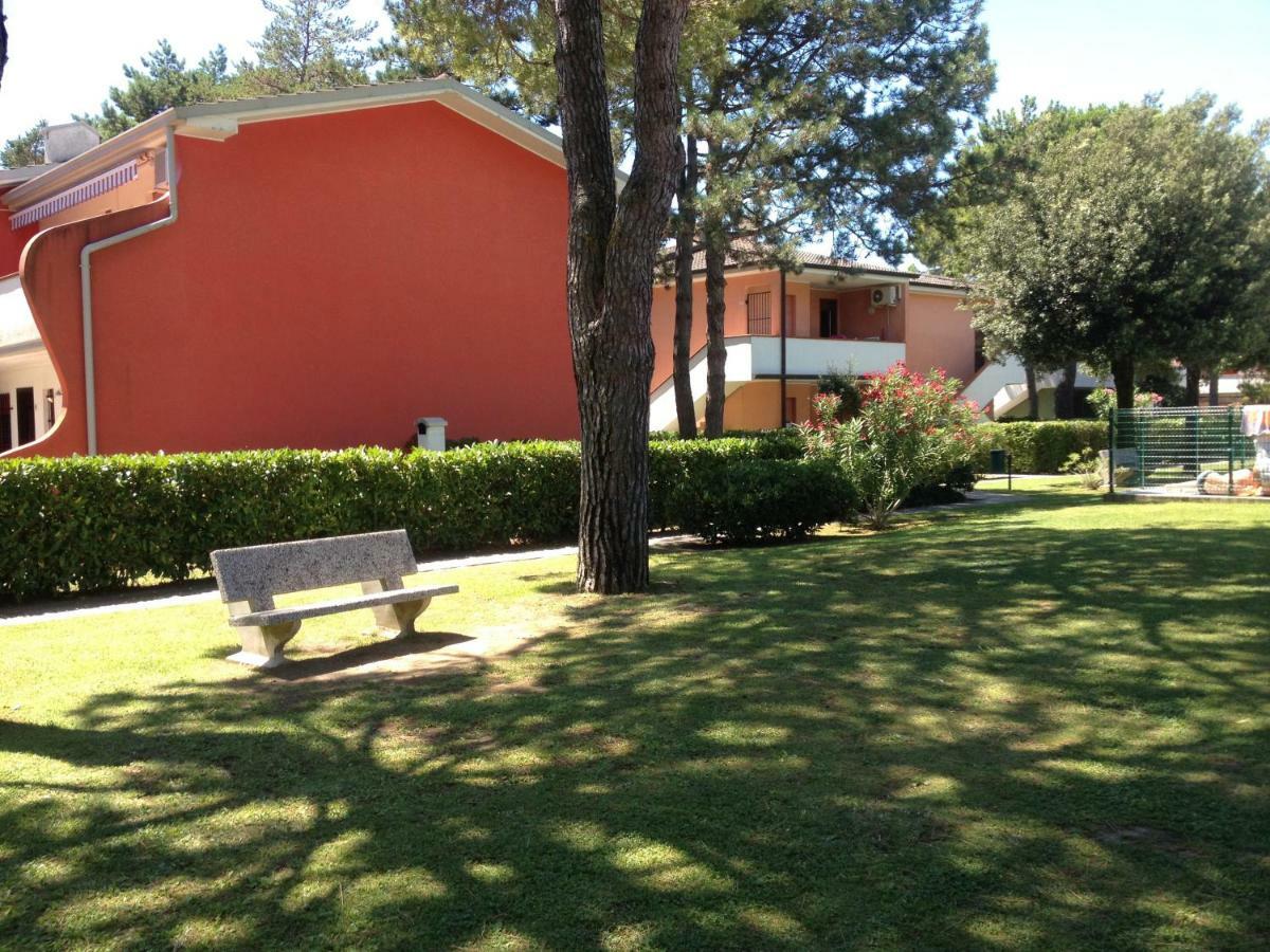 Adriella Apartment