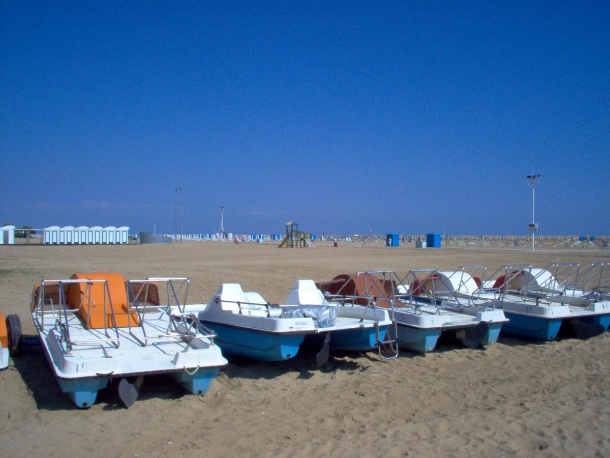 Adriella Bibione